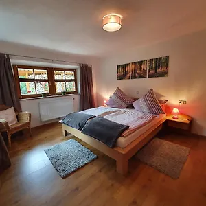 ferienwohnung-waldhausl.com-bavaria.com/