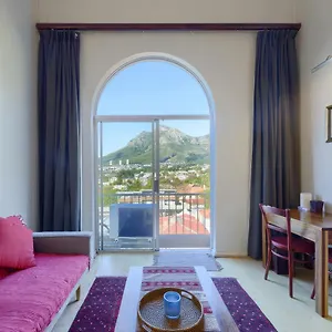 loft-apartment-off-kloof-with-table-mountain-views.hotels-capetown.com/