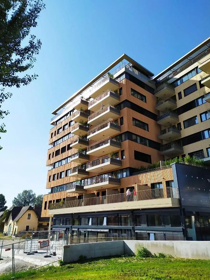 Panorama Apartment Vienna - Free Parking, Sauna & Fitness 0*,  Österreich